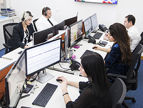 Ekspres Yatırım Masa Ofis dijital forex ekran foreks çalışan borsa dolar euro