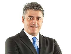 kurumsal portre ekspres yatırım Portrait fotoğraf çekimi beyaz background beyaz fon murat ergin